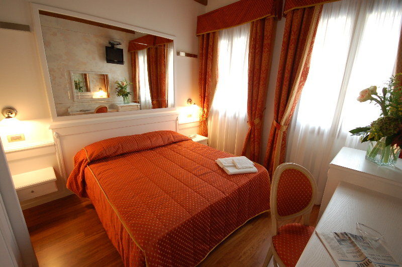 Bed and Breakfast Ca Doge Венеция Экстерьер фото